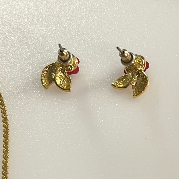 Vintage June Birth Flower Necklace and Earrings Set Gold Tone Red Rose Enamel - Picture 15 of 16